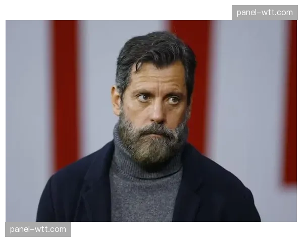 评论：塞维利亚连续十轮不胜，主帅弗洛雷斯面临巨大下课压力